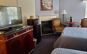 Fireside Inn And Suites Bangor Maine